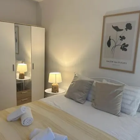 Deluxe Mimi With A Free Parking Space Apartamento *