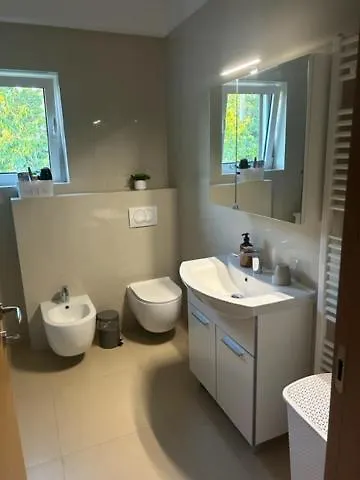 Deluxe Mimi With A Free Parking Space *